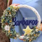 Minimalist Çiçekli Yıldız Detaylı Kapı Süsü