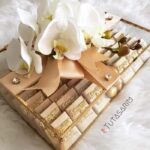 Altın Kutu Orkide Çiçek Süslemeli Kız İsteme Çikolatası