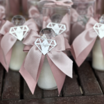 Safir süslü şık tasarım mum