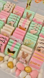 Renkli pleksi kutu çikolata seti - Görsel 7