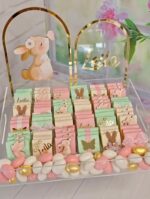 Renkli pleksi kutu çikolata seti